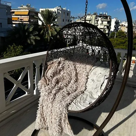 Art Deco Maisonette *